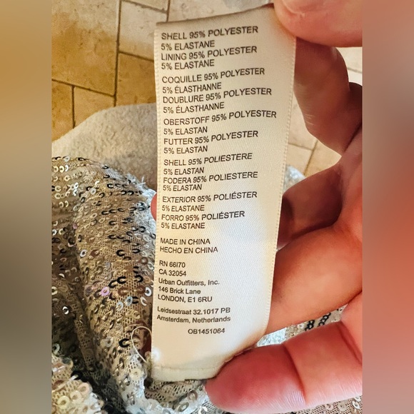 Free People Silver Tiered Ruffle Balloon Sleeve Sequin Flowy Top Size XS NWT - Picture 12 of 13